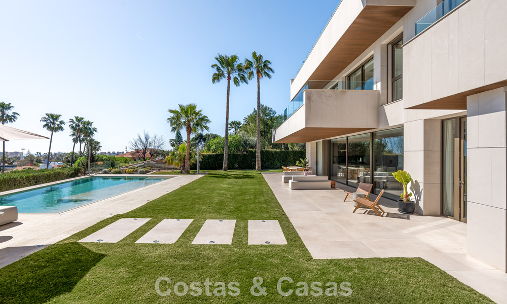Modern luxury villa with breathtaking sea views for sale near Malaga West, Costa del Sol 799443