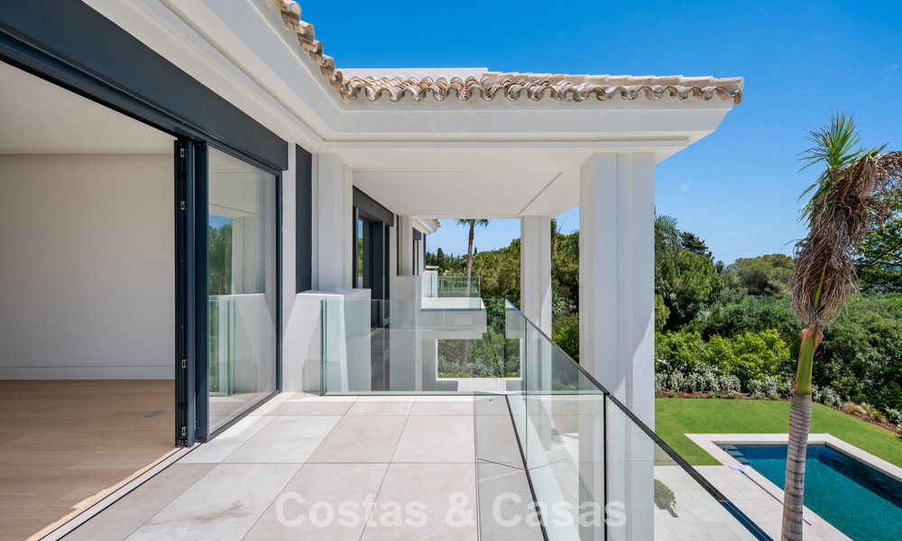 New, modern architectural villa with breathtaking sea views for sale on Marbella’s Golden Mile 799291