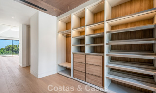 New, modern architectural villa with breathtaking sea views for sale on Marbella’s Golden Mile 799302 