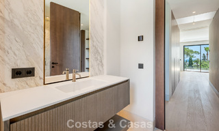 New, modern architectural villa with breathtaking sea views for sale on Marbella’s Golden Mile 799312 