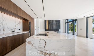 New, modern architectural villa with breathtaking sea views for sale on Marbella’s Golden Mile 799321 