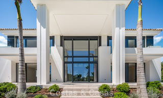 New, modern architectural villa with breathtaking sea views for sale on Marbella’s Golden Mile 799338 