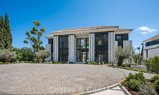 New, modern architectural villa with breathtaking sea views for sale on Marbella’s Golden Mile 799340 