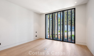 New, modern architectural villa with breathtaking sea views for sale on Marbella’s Golden Mile 799348 