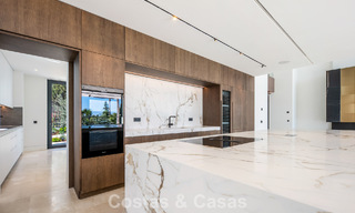 New, modern architectural villa with breathtaking sea views for sale on Marbella’s Golden Mile 799349 