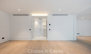 New, modern architectural villa with breathtaking sea views for sale on Marbella’s Golden Mile 799367 