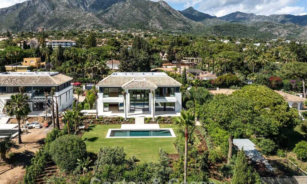 New, modern architectural villa with breathtaking sea views for sale on Marbella’s Golden Mile 799371
