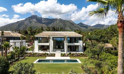 New, modern architectural villa with breathtaking sea views for sale on Marbella’s Golden Mile 799372