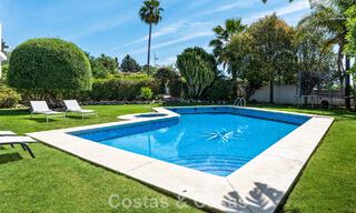 Timeless Spanish luxury villa with large garden and pool for sale in the hills of Marbella - Benahavís 799373 