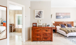 Timeless Spanish luxury villa with large garden and pool for sale in the hills of Marbella - Benahavís 799380 