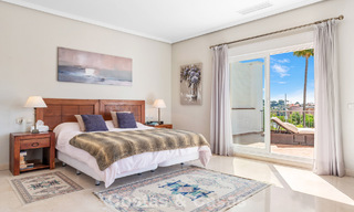 Timeless Spanish luxury villa with large garden and pool for sale in the hills of Marbella - Benahavís 799381 