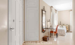 Timeless Spanish luxury villa with large garden and pool for sale in the hills of Marbella - Benahavís 799387 
