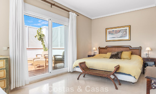 Timeless Spanish luxury villa with large garden and pool for sale in the hills of Marbella - Benahavís 799388 