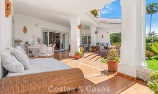 Timeless Spanish luxury villa with large garden and pool for sale in the hills of Marbella - Benahavís 799393 