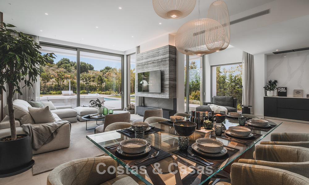 Stylish contemporary villa for sale on the new golden mile between Marbella and Estepona 799481
