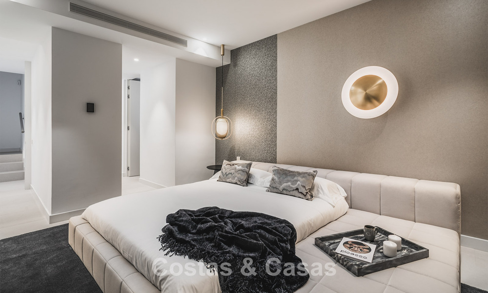 Stylish contemporary villa for sale on the new golden mile between Marbella and Estepona 799490