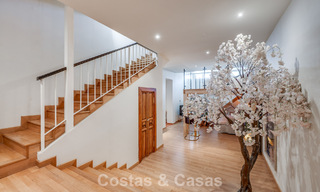 Beautiful townhouse with panoramic views for sale within walking distance of amenities in Nueva Andalucía, Marbella 799526 