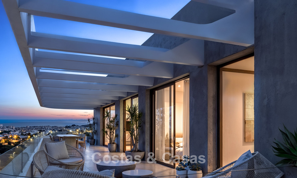 Launch! Modern new-build apartments with sea views for sale in the centre of Estepona 799528