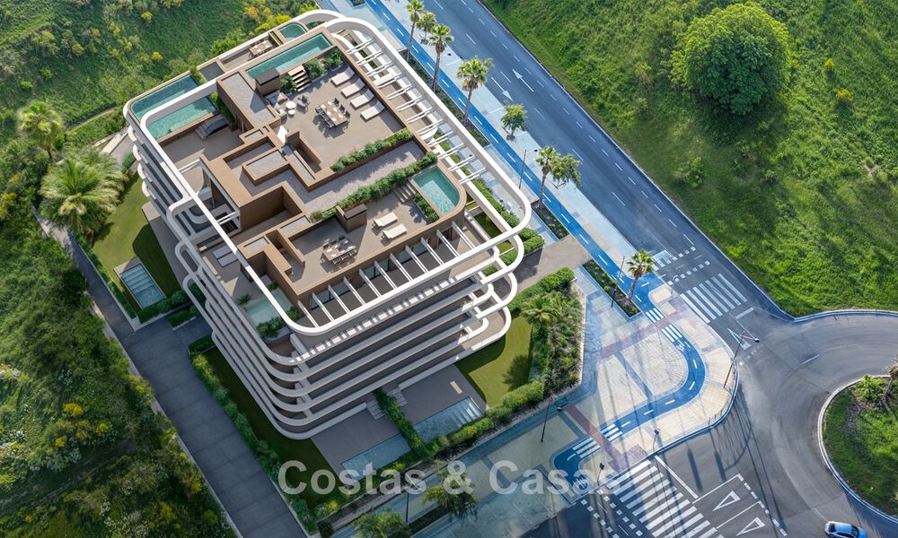 Launch! Modern new-build apartments with sea views for sale in the centre of Estepona 799530
