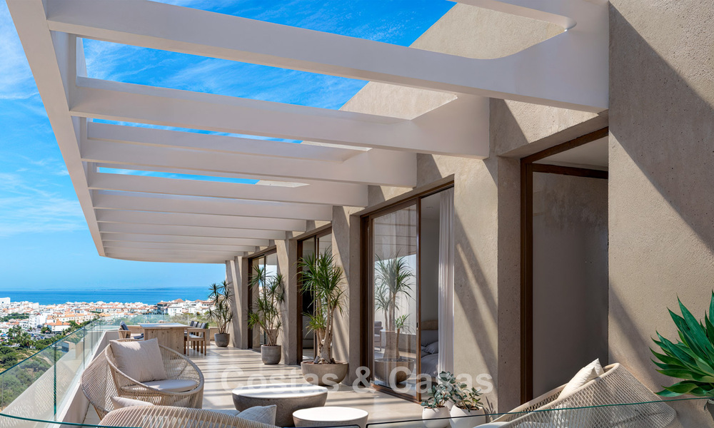 Launch! Modern new-build apartments with sea views for sale in the centre of Estepona 799533