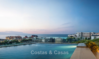 Launch! Modern new-build apartments with sea views for sale in the centre of Estepona 799546 
