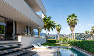 Launch! Modern new-build apartments with sea views for sale in the centre of Estepona 799552 