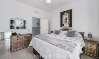 Move-in ready, modernised Mediterranean villa for sale just a few meters from the beach between Marbella and Estepona 799613 
