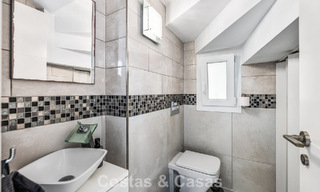 Move-in ready, modernised Mediterranean villa for sale just a few meters from the beach between Marbella and Estepona 799620 