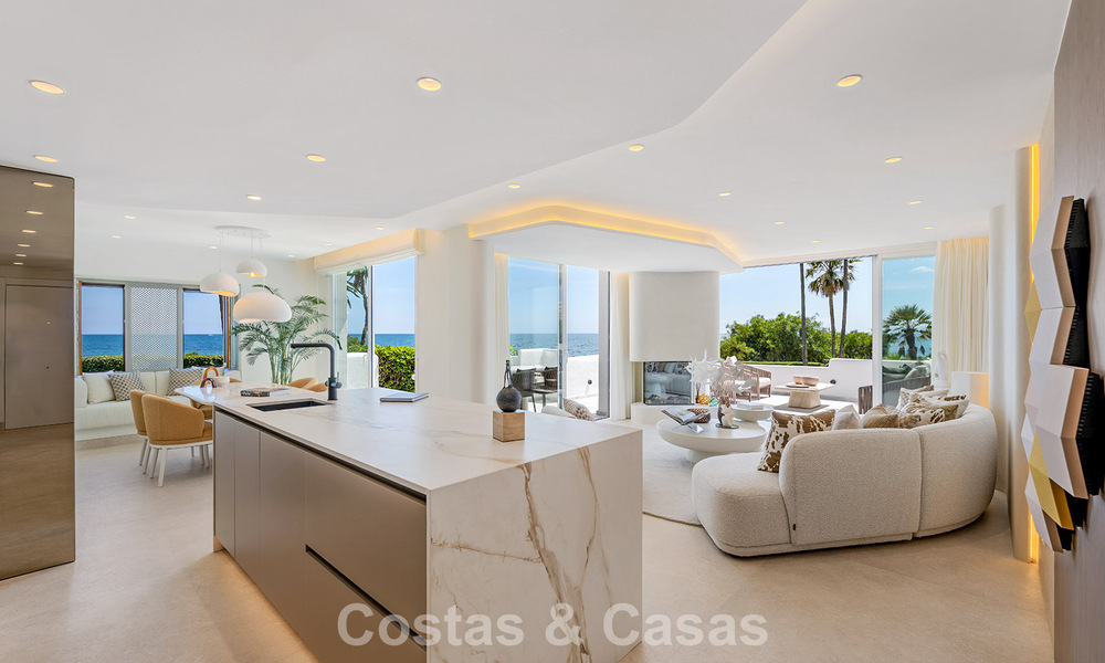 Exclusive renovated frontline beach apartment with direct sea views for sale on the New Golden Mile, Estepona East 799565