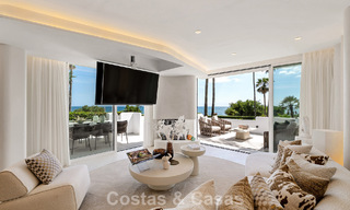 Exclusive renovated frontline beach apartment with direct sea views for sale on the New Golden Mile, Estepona East 799572 