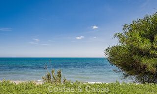 Exclusive renovated frontline beach apartment with direct sea views for sale on the New Golden Mile, Estepona East 799576 