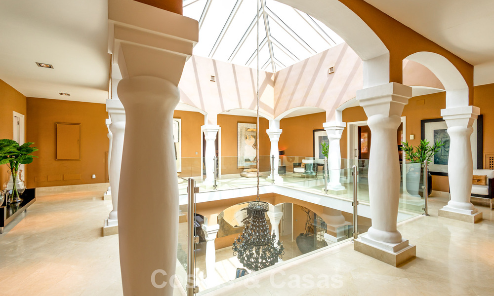 Timeless Andalusian luxury villa for sale in the exclusive gated community of Los Monteros, Marbella 799681