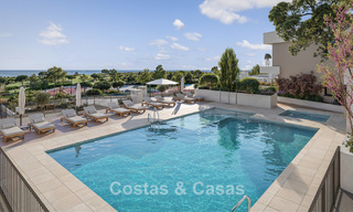 Modern new-build homes with mountain and sea views for sale in a resort-style complex in Fuengirola, Costa del Sol 799596 
