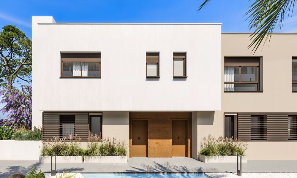 Modern new-build homes with mountain and sea views for sale in a resort-style complex in Fuengirola, Costa del Sol 799597