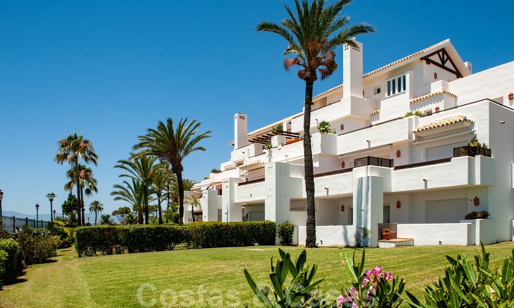 Beachfront and first line golf apartments for sale in Los Monteros Palm Beach, Marbella 26165