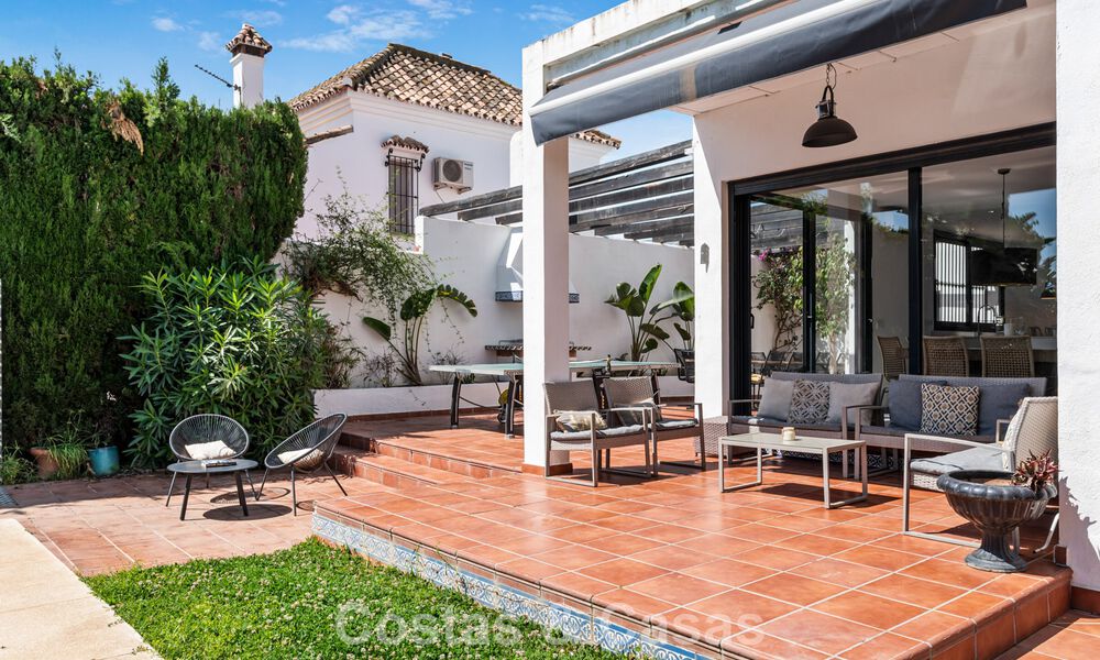 Villa for sale in Nueva Andalucía, Marbella, walking distance to the beach, close to Puerto Banús 799634