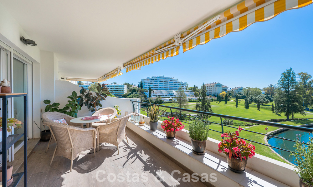 Renovated frontline golf apartment for sale close to all amenities in Guadalmina Alta and San Pedro, Marbella 799700