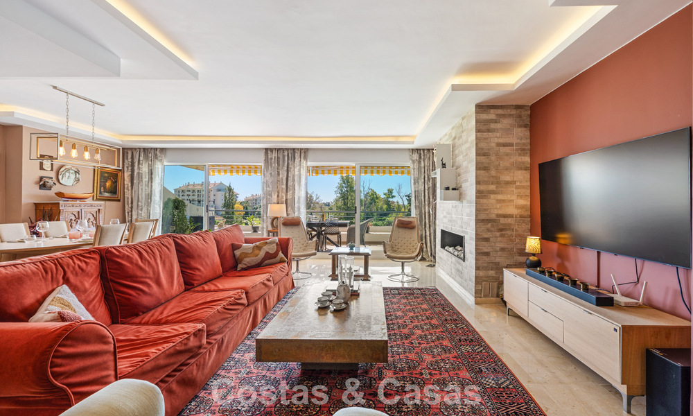 Renovated frontline golf apartment for sale close to all amenities in Guadalmina Alta and San Pedro, Marbella 799711