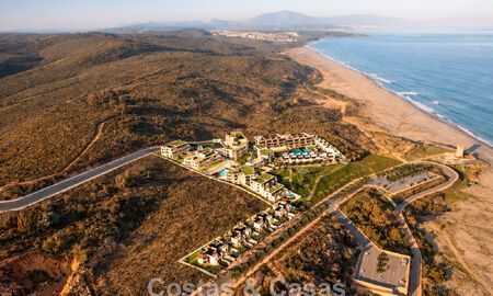 Launch! Frontline beach luxury apartments and townhouses with sea views for sale near Sotogrande, Costa del Sol 799726