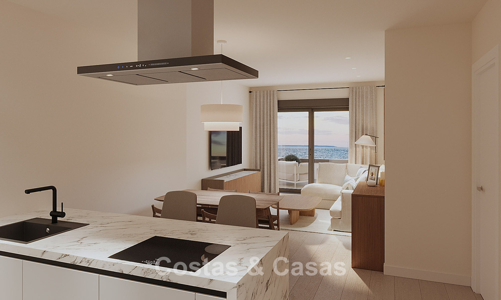 Launch! Frontline beach luxury apartments and townhouses with sea views for sale near Sotogrande, Costa del Sol 799734