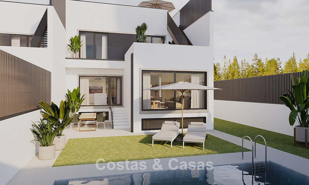 Launch! Frontline beach luxury apartments and townhouses with sea views for sale near Sotogrande, Costa del Sol 799738