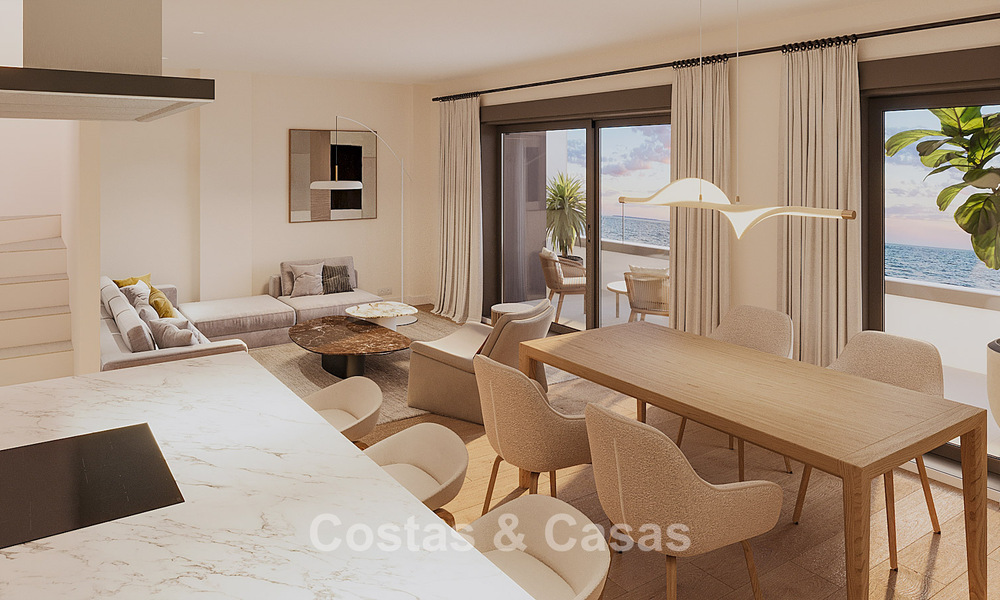 Launch! Frontline beach luxury apartments and townhouses with sea views for sale near Sotogrande, Costa del Sol 799739