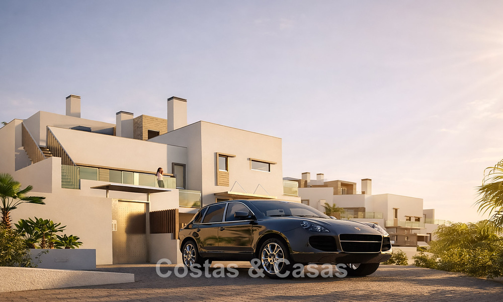 Launch! Frontline beach luxury apartments and townhouses with sea views for sale near Sotogrande, Costa del Sol 799744