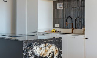 Modernised sea-view apartment for sale within walking distance of puerto banús and the beach in Nueva Andalucía, Marbella 799784 