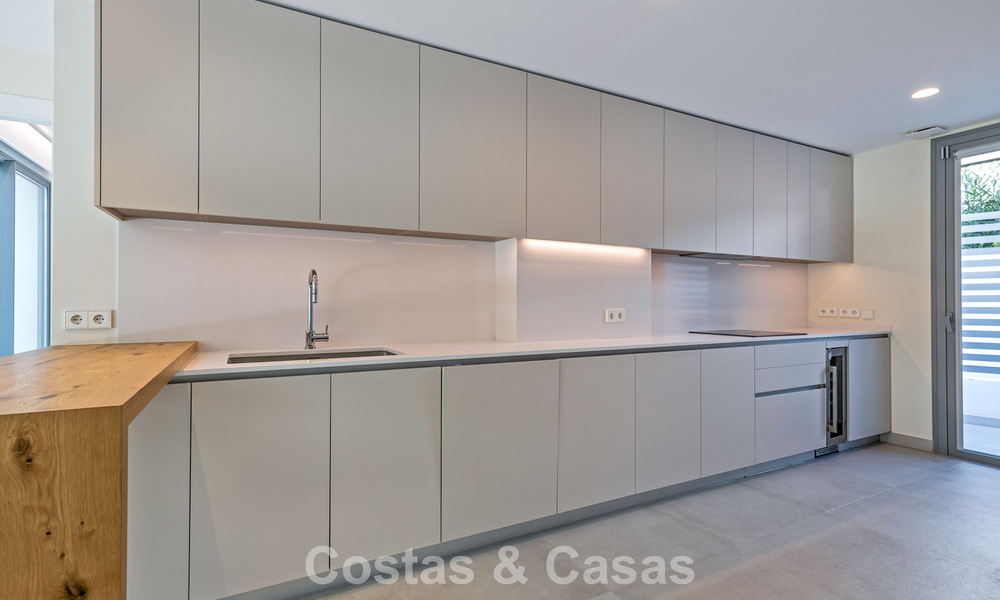 Modern semi-detached villa for sale close to amenities in Guadalmina and San Pedro town centre, Marbella 799886
