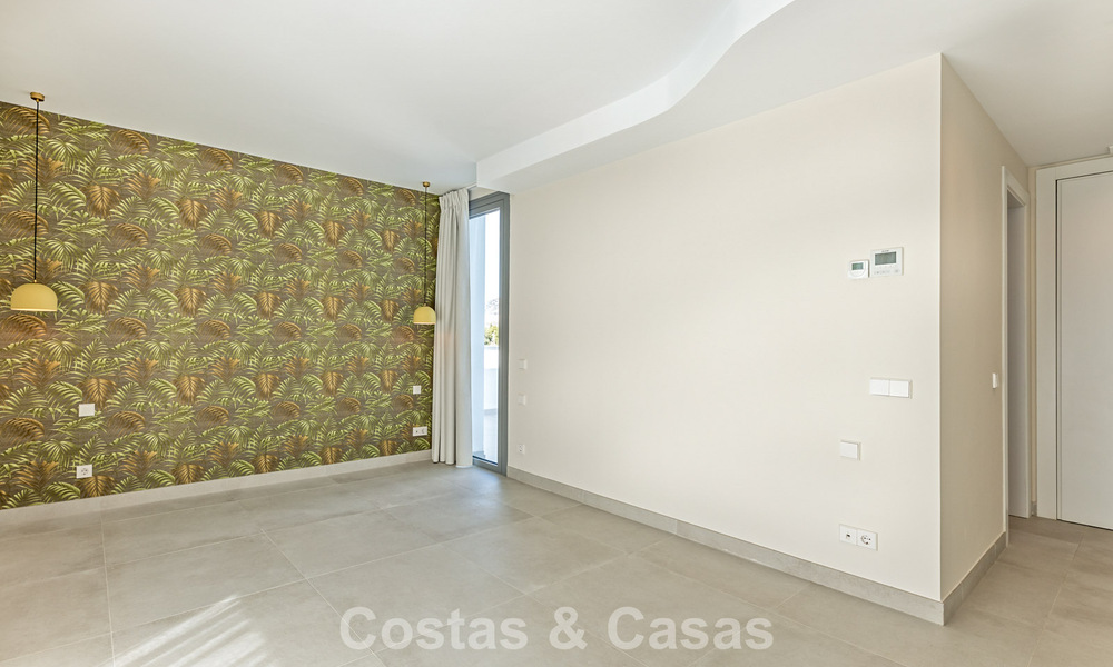 Modern semi-detached villa for sale close to amenities in Guadalmina and San Pedro town centre, Marbella 799895