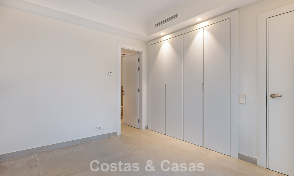 Modern semi-detached villa for sale close to amenities in Guadalmina and San Pedro town centre, Marbella 799904