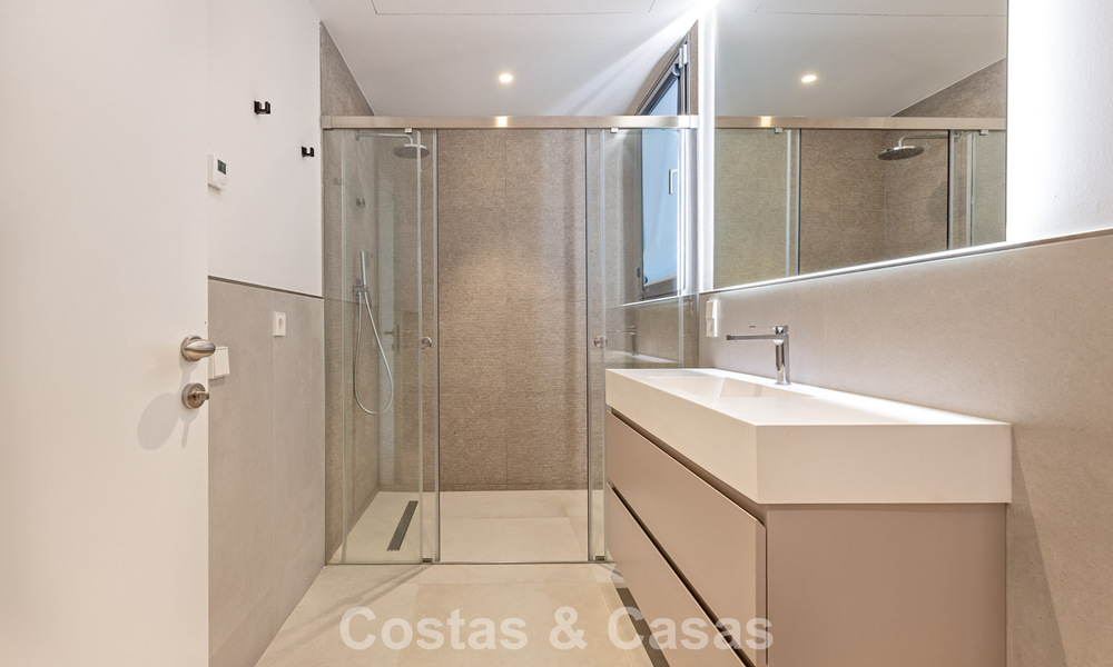 Modern semi-detached villa for sale close to amenities in Guadalmina and San Pedro town centre, Marbella 799905
