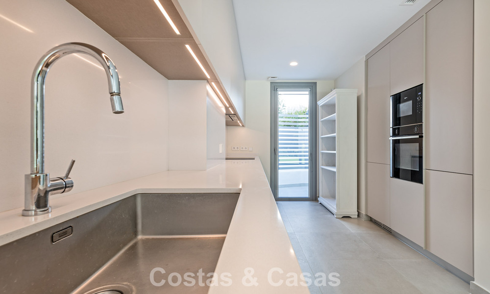 Modern semi-detached villa for sale close to amenities in Guadalmina and San Pedro town centre, Marbella 799914