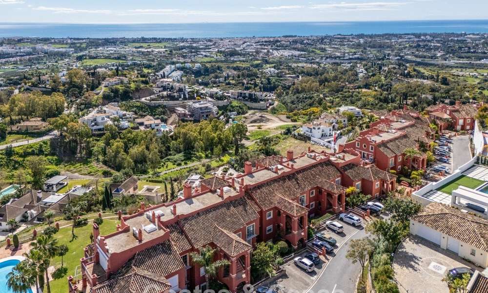 High-end fully renovated penthouse with spectacular sea views for sale in Marbella - Benahavís 800035